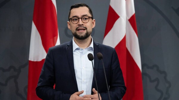 Greenland Deputy PM Rejects Country Transfer Attempts
